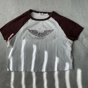 Garage cropped graphic t-shirt.